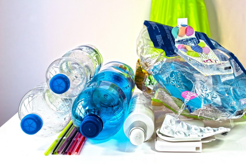 Single-use plastic waste 